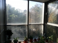 Energy-saving interior blinds